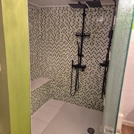 Gite, 6 Personnes Le Louveteau