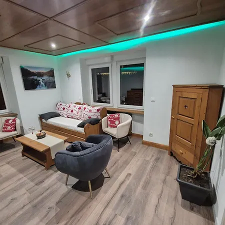 Gite, 6 Personnes Le Louveteau Apartment *