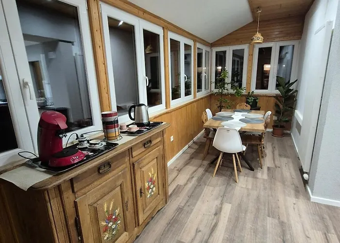 Gite, 6 Personnes Le Louveteau *